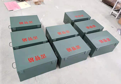 金川炸药箱和雷管箱一般是怎么存放的？