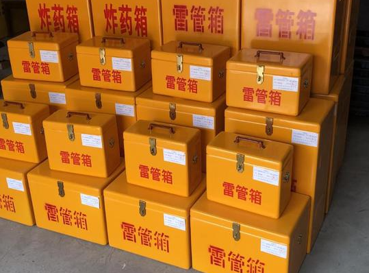 金川玻璃钢雷管箱的使用寿命一般是多少？